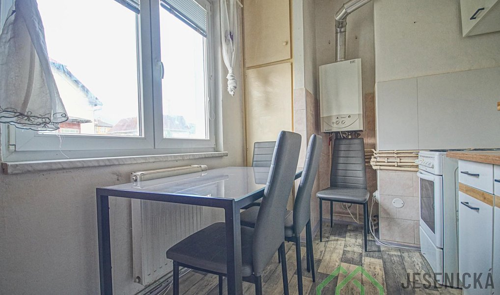 Pronájem bytu 3+1 71 m², Javorník – náhled fotky 9