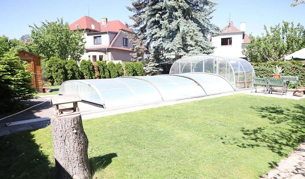 Prodej domu 280 m² s pozemkem 836 m², Praha – náhled fotky 5