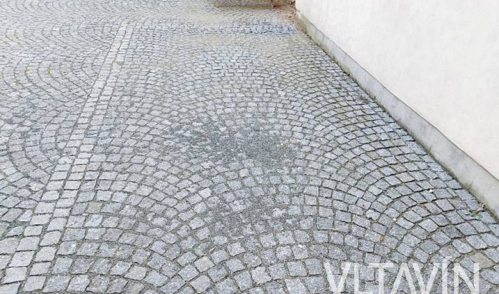 Pronájem parkovacího stání, Praha – náhled fotky 2