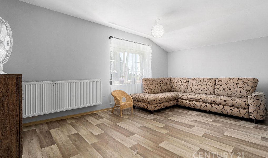 Prodej domu 110 m² s pozemkem 344 m², Oucmanice – náhled fotky 2
