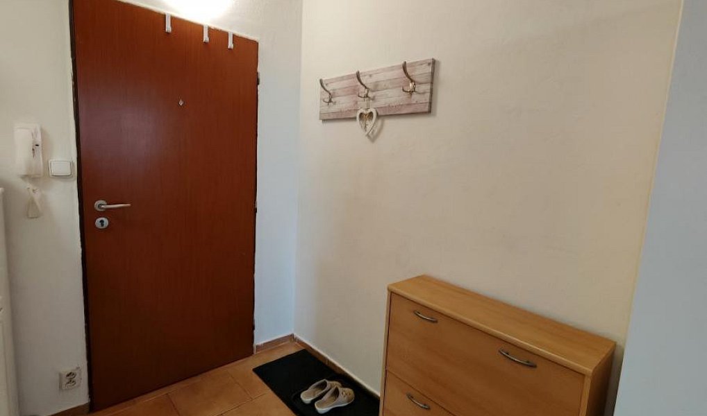 Pronájem bytu 1+kk 28 m², Kroměříž – náhled fotky 7