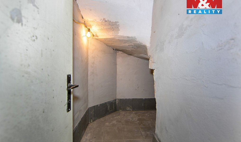 Prodej domu 118 m² s pozemkem 1 033 m², Hrejkovice – náhled fotky 8