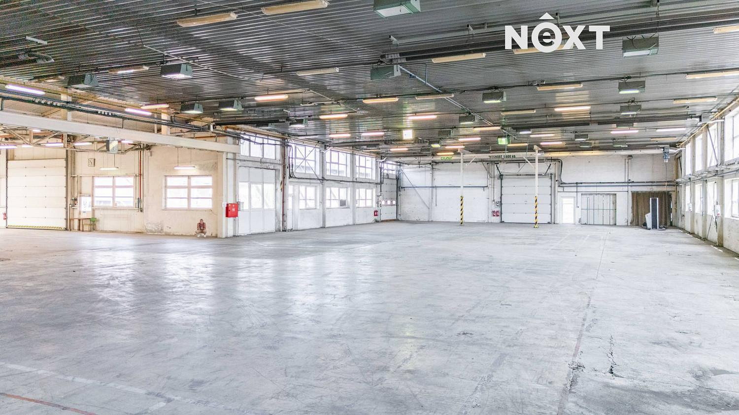 Pronájem výrobních prostor 2 601 m² — photo 3