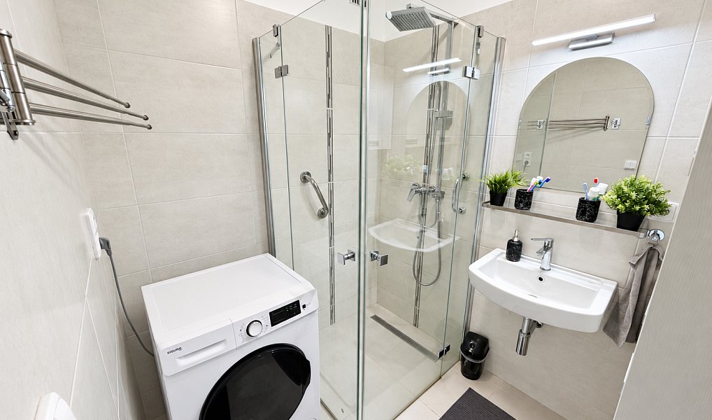 Pronájem bytu 3+1 74 m², Opava – náhled fotky 3