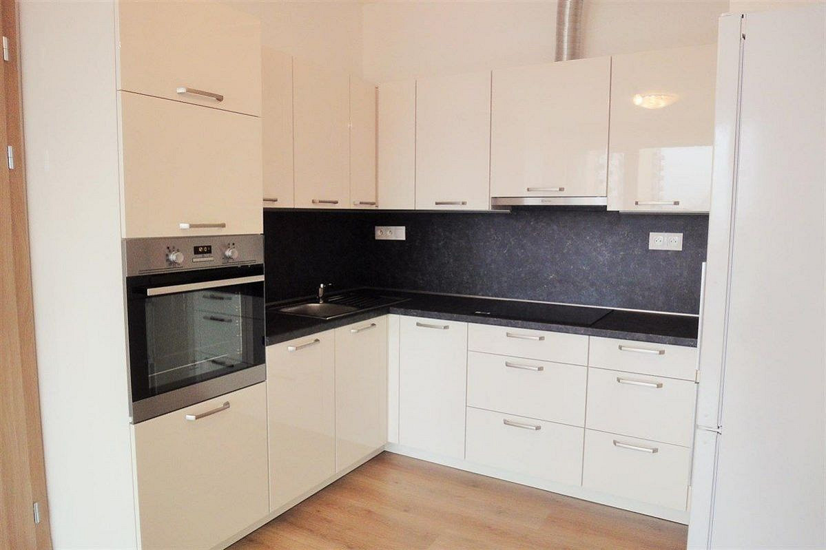 Pronájem bytu 2+kk 60 m²