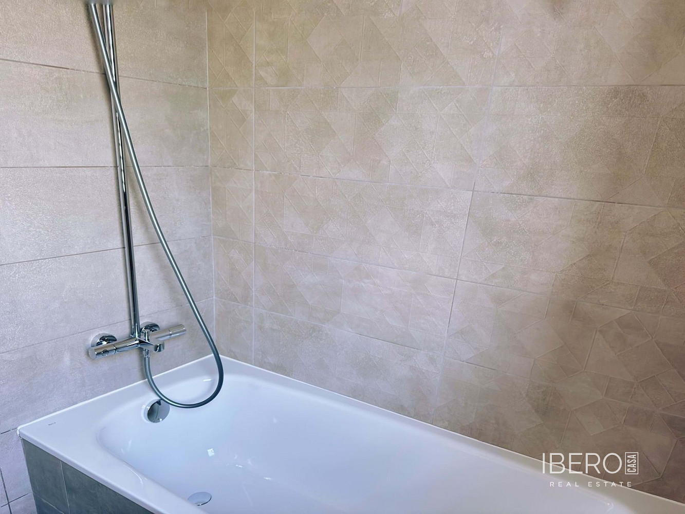 Casa 5+kk – Mijas, Riviera del Sol - Fase VIII, Urbanización Sitio de Calahonda - Vista 4