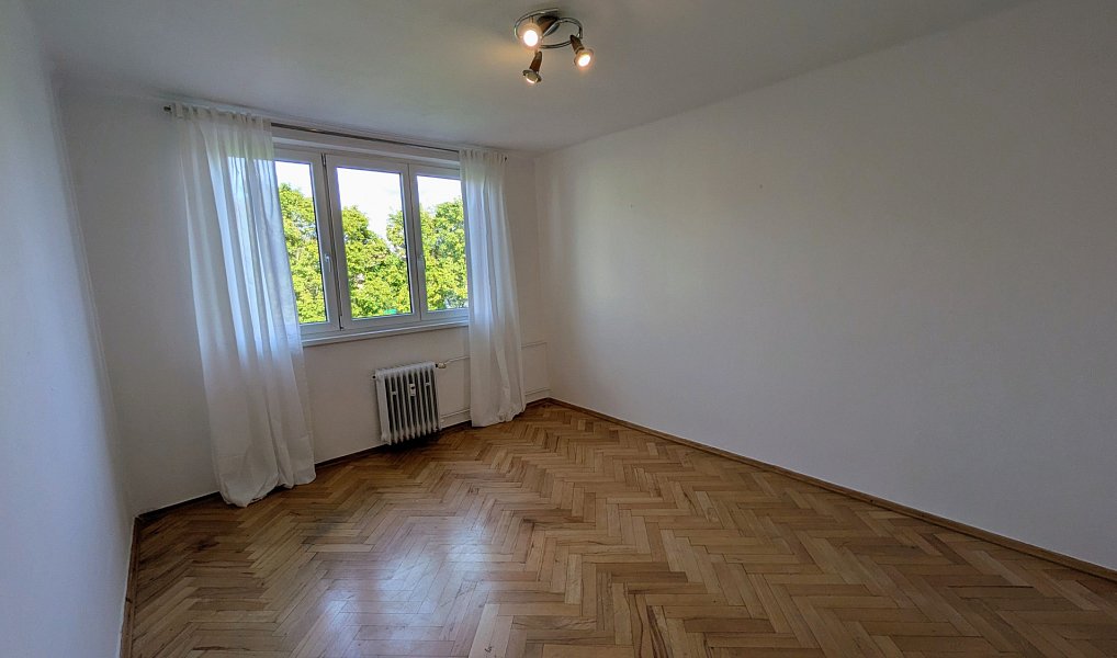 Pronájem bytu 2+1 53 m², Strakonice – náhled fotky 2