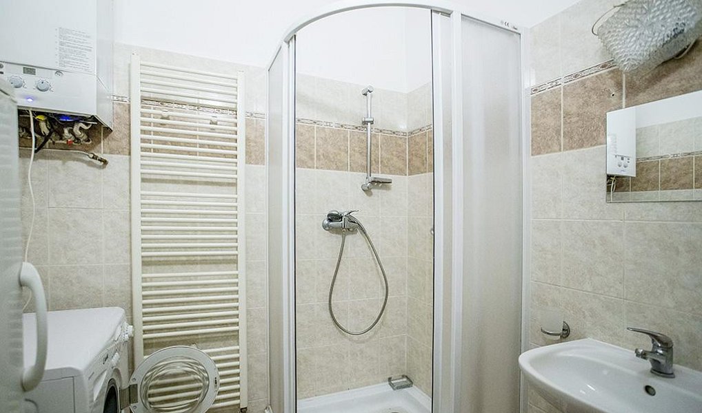 Pronájem bytu 1+kk 30 m², Praha – náhled fotky 4