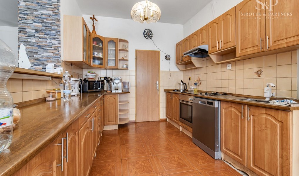 Prodej domu 350 m² s pozemkem 3 430 m², Kolešov – náhled fotky 20