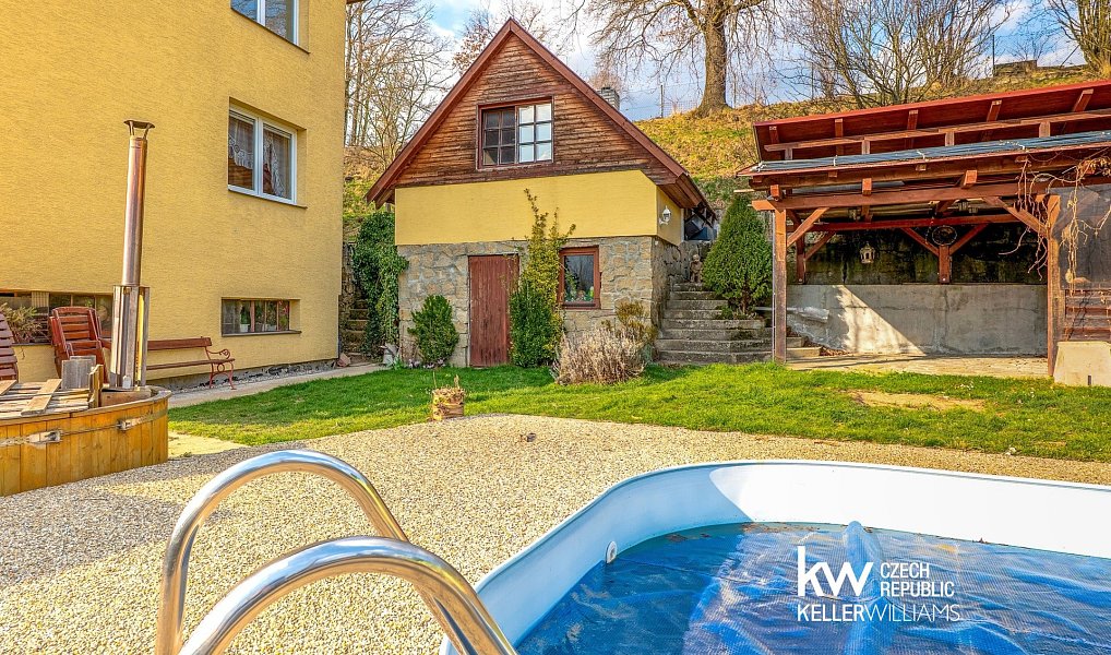 Prodej domu 251 m² s pozemkem 1 028 m², Zašová – náhled fotky 39