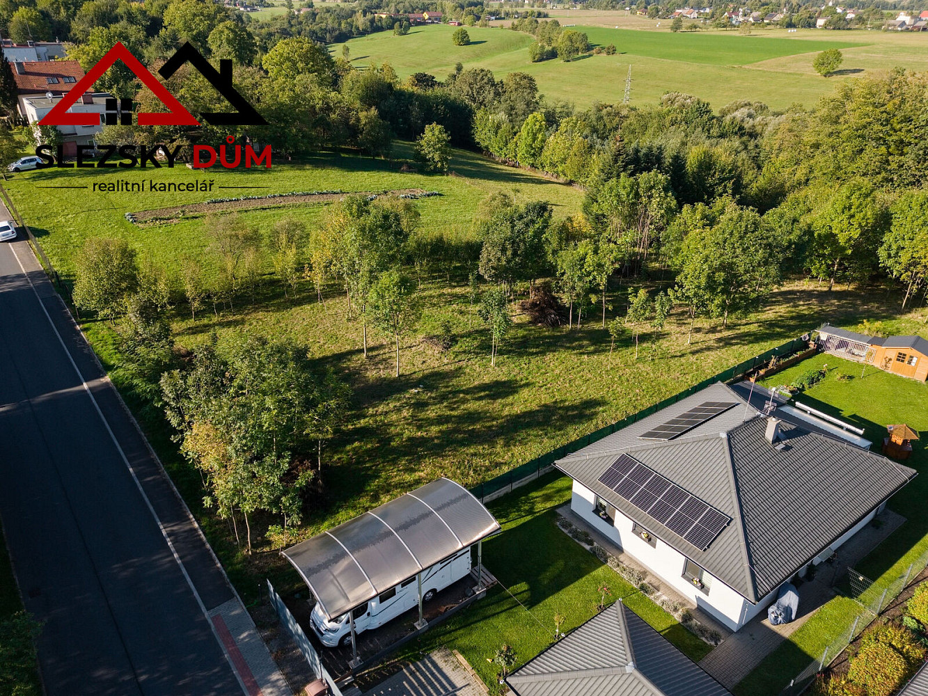 Prodej stavebního pozemku 1 500 m² – fotografie 3