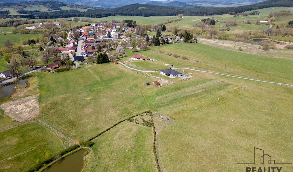 Prodej stavebního pozemku 1 522 m², Horní Dvořiště – náhled fotky 2