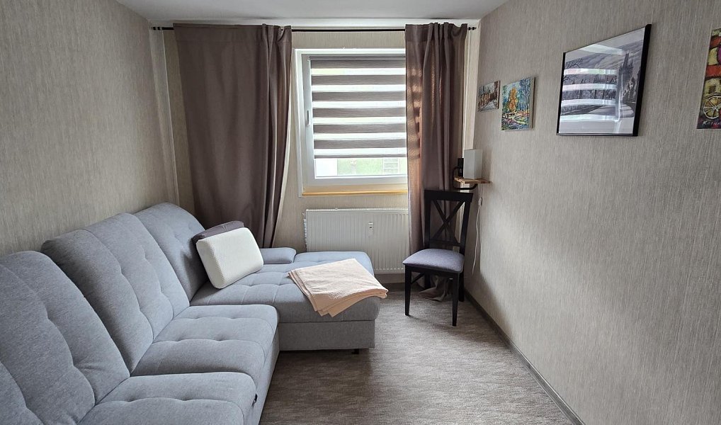 Prodej bytu 3+1 64 m², Obrnice – náhled fotky 11