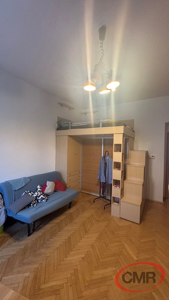 Pronájem bytu 1+1 57 m² – fotografie 3