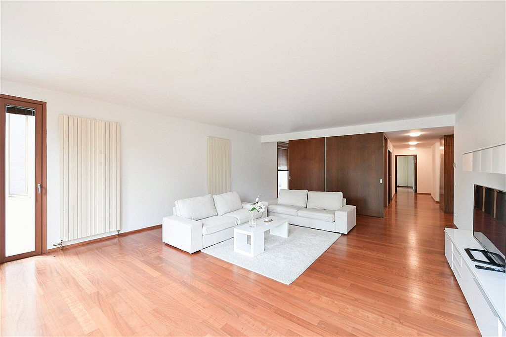 Pronájem bytu 5+1 175 m² — photo 3
