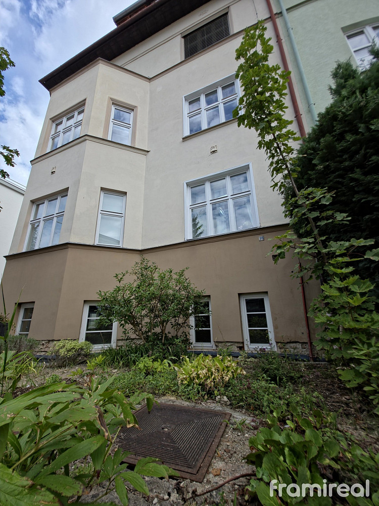 Prodej komerčního objektu (jiného typu) 53 m²