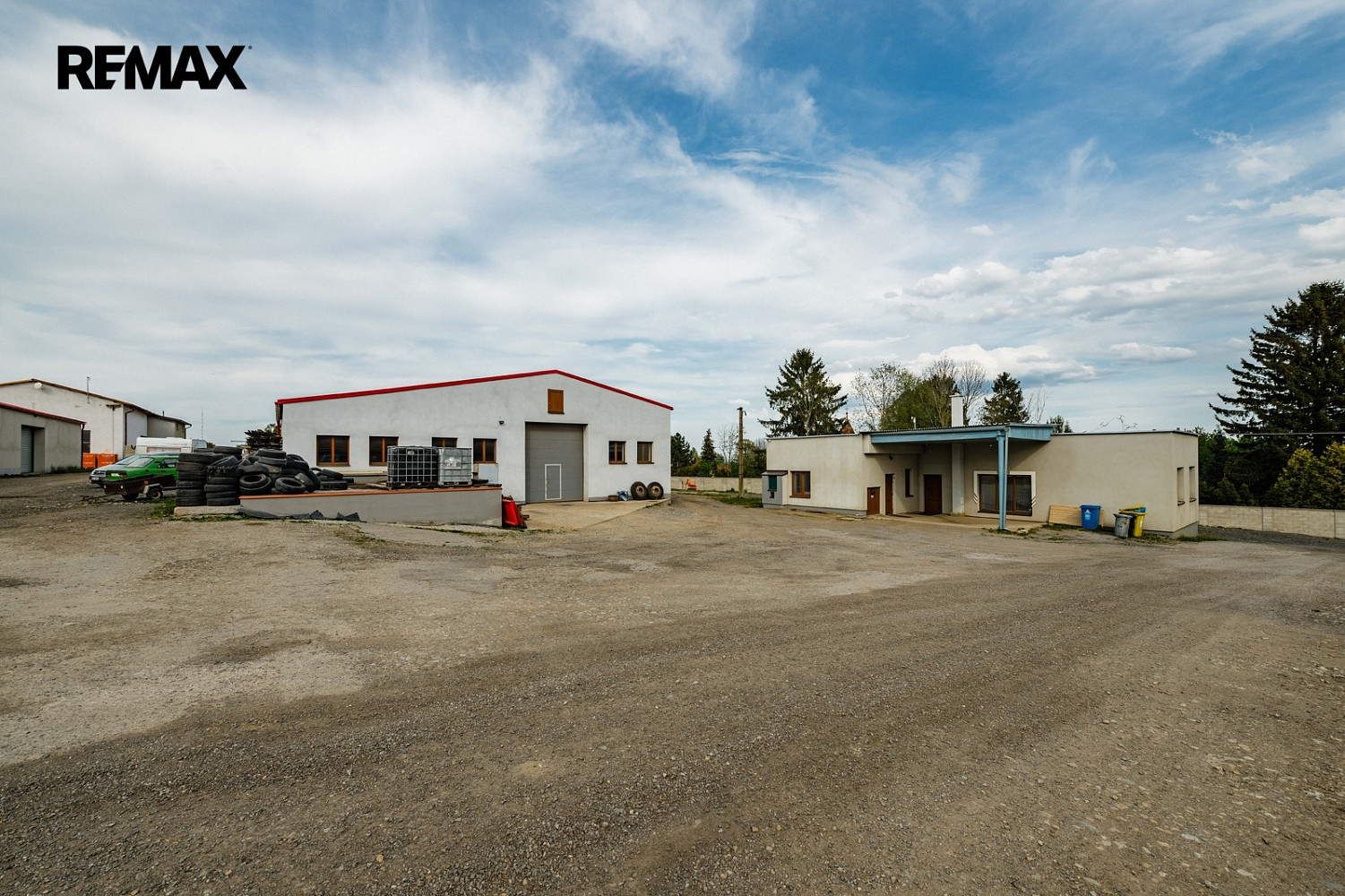 Prodej skladovacích prostor 2 100 m² – fotografie 5