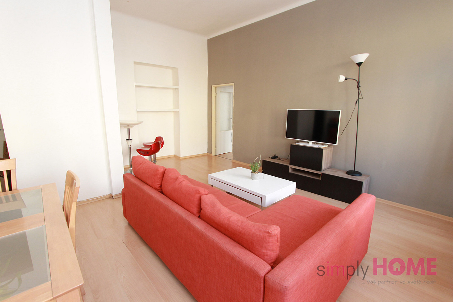 Pronájem bytu 3+kk 81 m² — photo 3