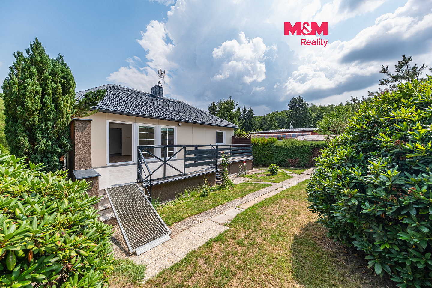 Prodej domu 125 m² s pozemkem 570 m²