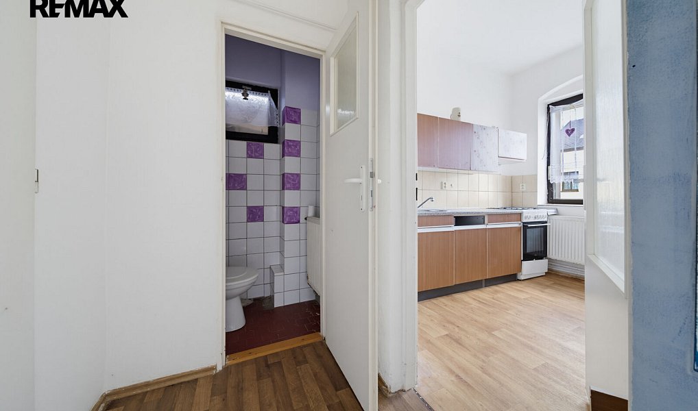 Prodej nájemního domu, činžáku 340 m², Aš – náhled fotky 23