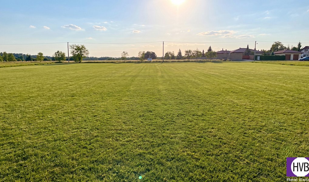 Prodej stavebního pozemku 1 380 m², Bělušice – náhled fotky 3