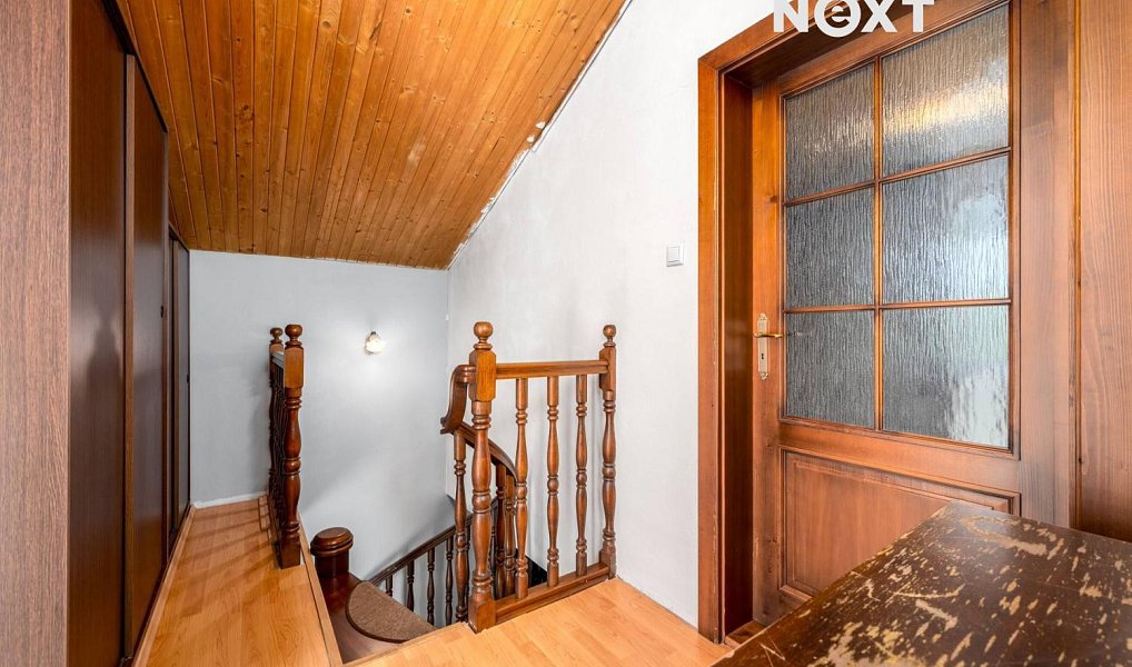 Prodej domu 230 m² s pozemkem 1 203 m², Zvole – náhled fotky 14