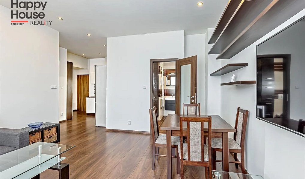 Pronájem bytu 2+kk 49 m², Praha – náhled fotky 3