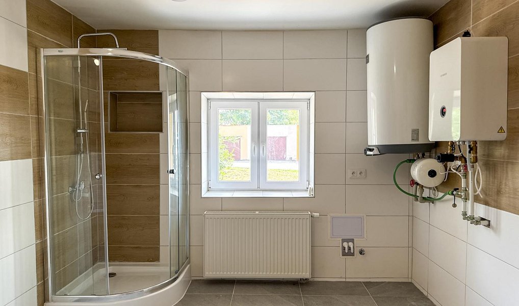 Prodej domu 182 m² s pozemkem 284 m², Seloutky – náhled fotky 11