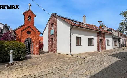 Prodej domu 220 m² s pozemkem 513 m², Slatinka, Brno - Slatina