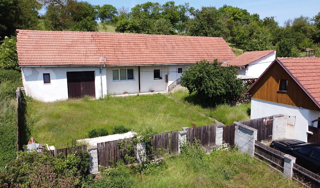 Prodej domu 105 m² s pozemkem 2 023 m², Kožušice – náhled fotky 14