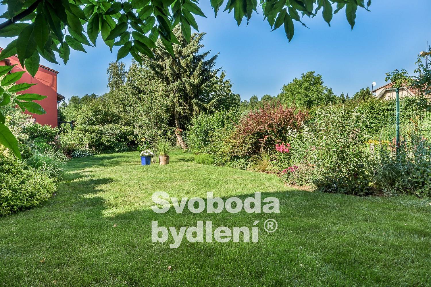 Prodej domu 222 m² s pozemkem 344 m² — photo 2