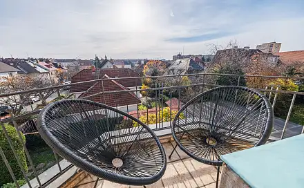 Prodej domu 215 m² s pozemkem 535 m², Břežanská, Praha 10 - Strašnice
