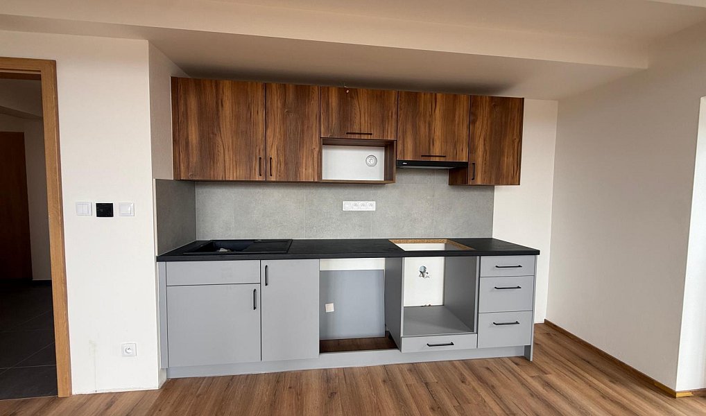 Pronájem bytu 2+kk 89 m², Úherce – náhled fotky 5