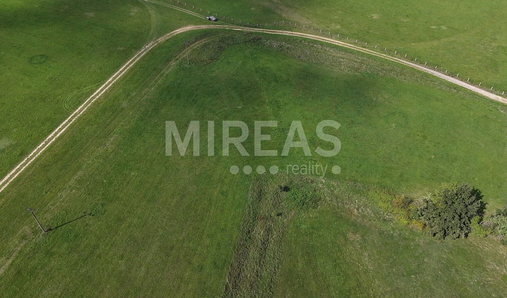 Prodej stavebního pozemku 2 516 m², Rokytá – náhled fotky 2