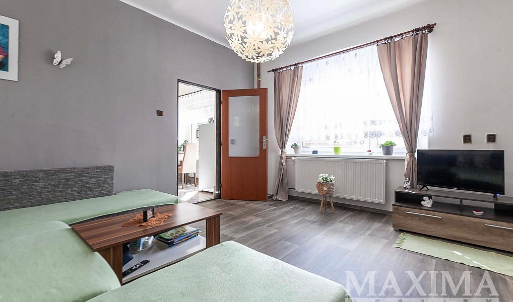 Prodej domu 320 m² s pozemkem 1 557 m², Nová Ves – náhled fotky 14