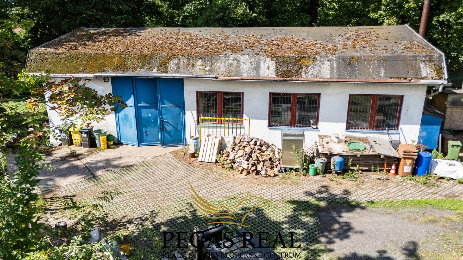 Prodej stavebního pozemku 1 730 m² – fotografie 2