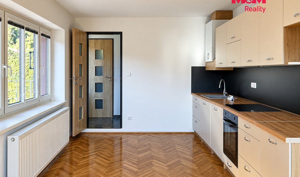 Pronájem bytu 3+kk 80 m², Železný Brod – náhled fotky 2