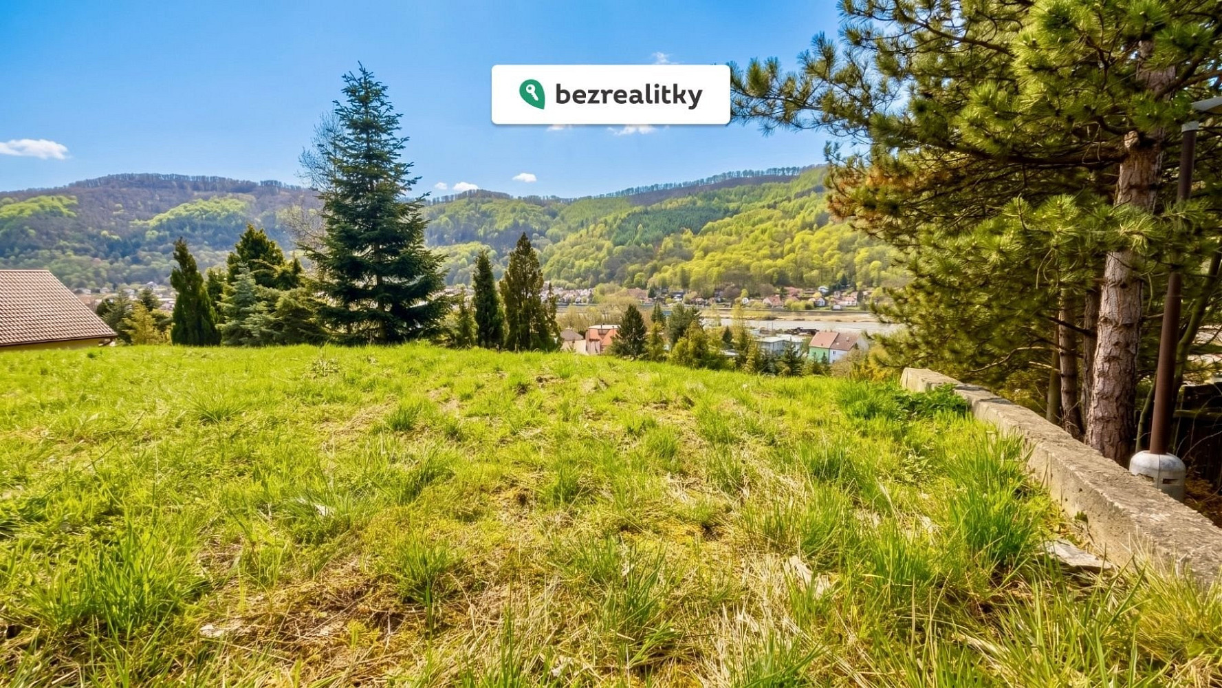 Prodej stavebního pozemku 1 210 m² – fotografie 4