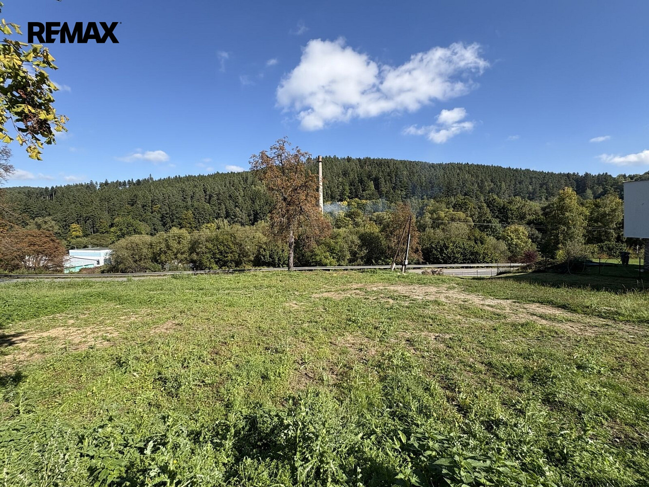 Prodej stavebního pozemku 2 685 m² – fotografie 4