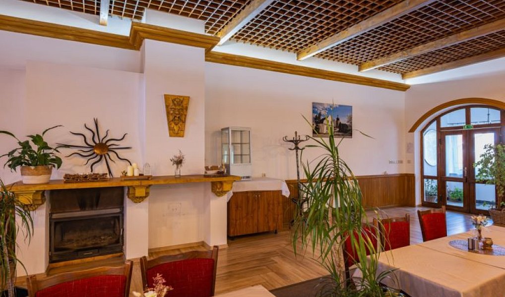 Pronájem restaurace 150 m², Opočno – náhled fotky 17