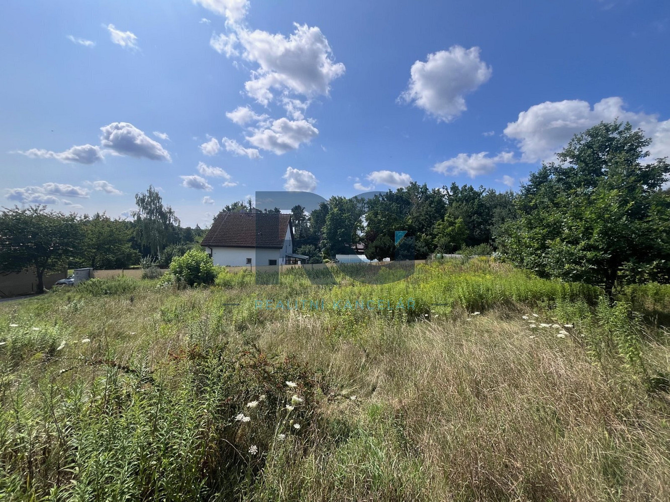 Prodej stavebního pozemku 1 028 m²