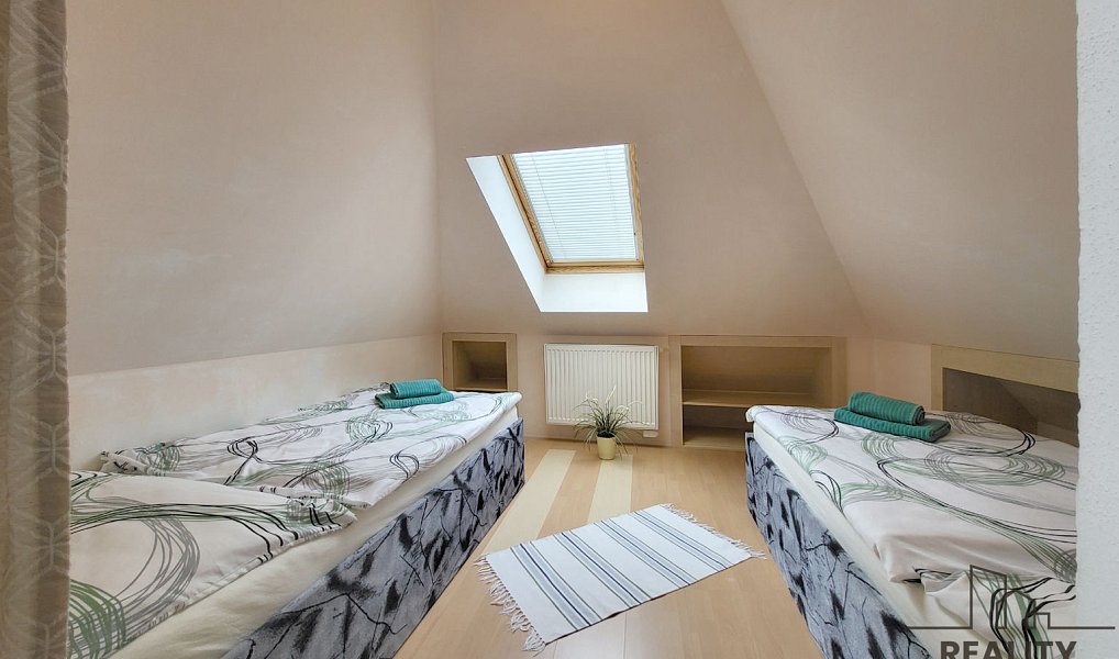 Pronájem domu 145 m² s pozemkem 111 m², Znojmo – náhled fotky 10