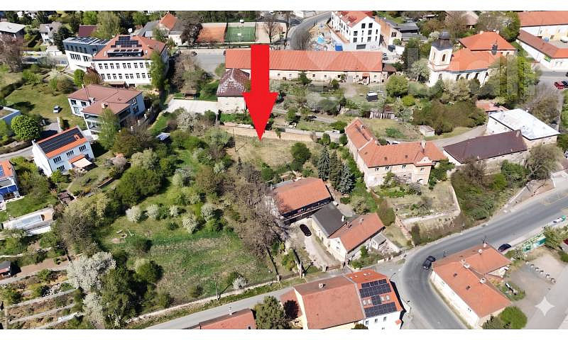 Prodej stavebního pozemku 1 321 m² – pohled 2