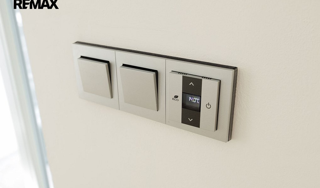 Prodej bytu 5+1 191 m², Praha – náhled fotky 18