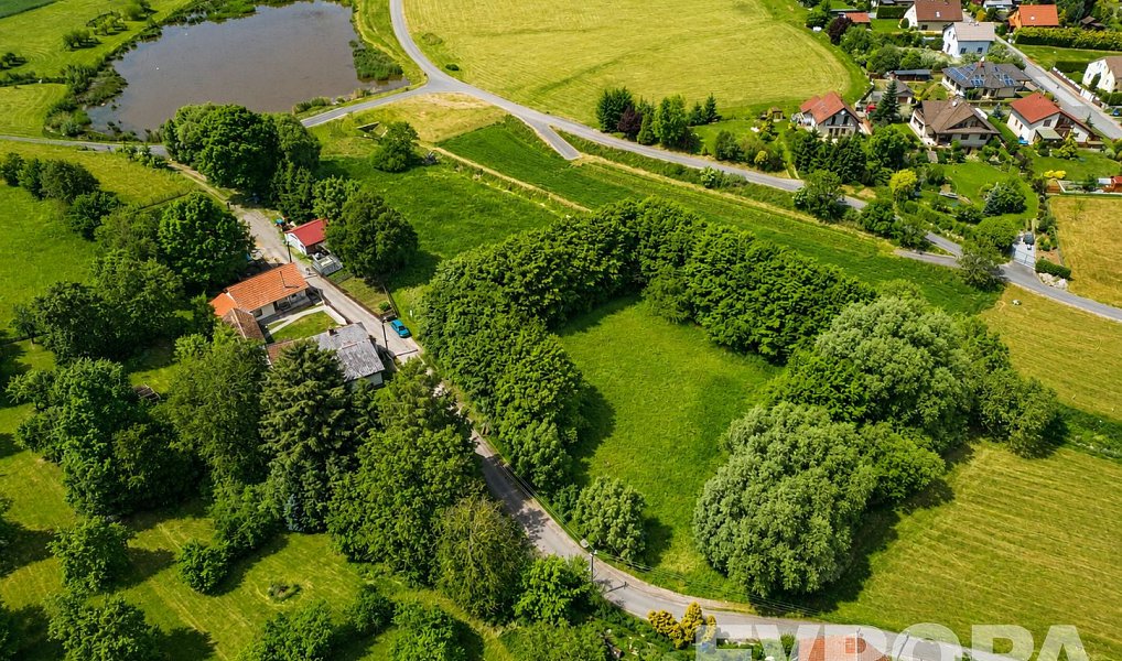 Prodej stavebního pozemku 1 199 m², Sendražice – náhled fotky 12