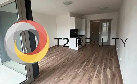 Pronájem bytu 1+kk 38 m², Štrossova, Pardubice - Bílé Předměstí
