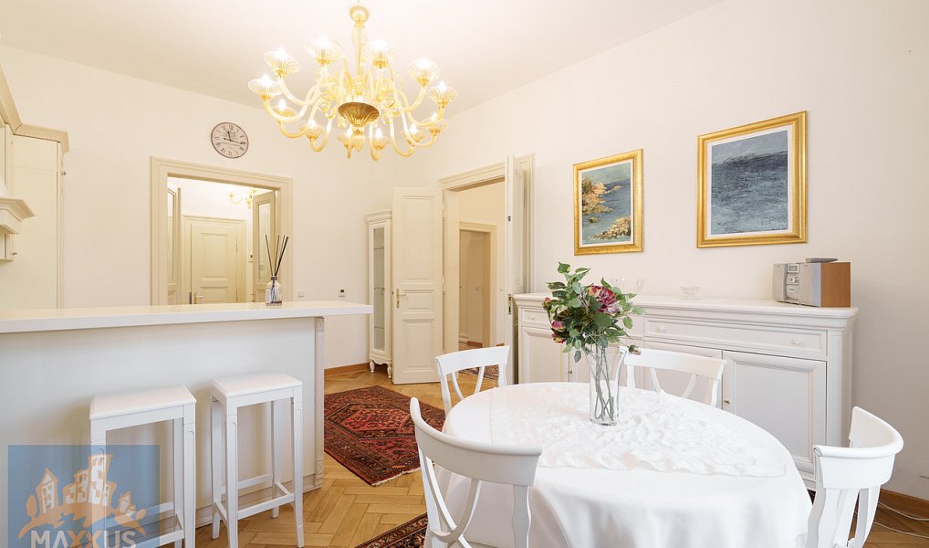 Pronájem bytu 3+kk 76 m², Praha – náhled fotky 2