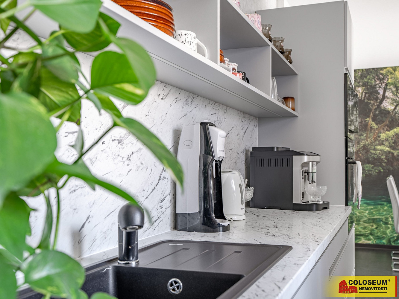 Prodej domu 280 m² s pozemkem 294 m² – fotografie 5