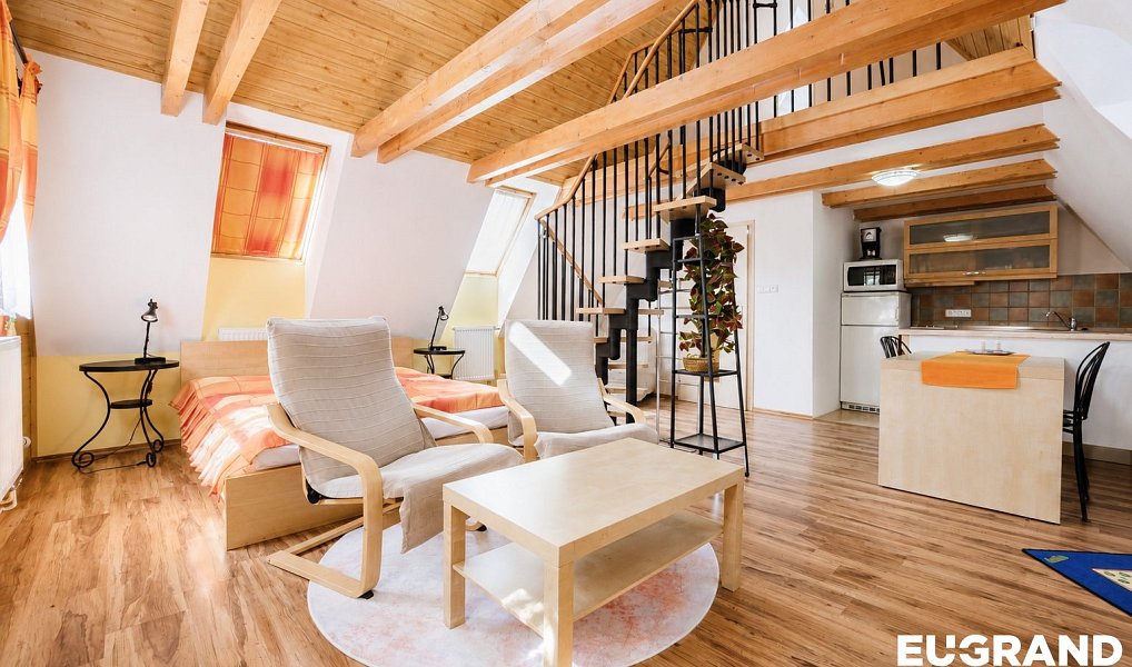 Prodej domu 271 m² s pozemkem 2 479 m², Krásná Lípa – náhled fotky 11