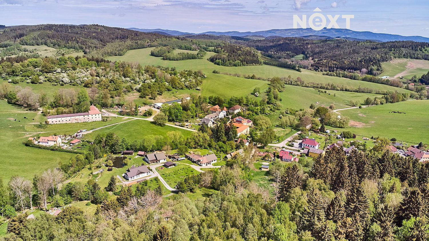 Prodej stavebního pozemku 1 200 m² — photo 2